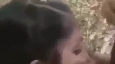 Lovely Desi XXX girl gives a hot blowjob outdoors till her boyfriend cum MMS