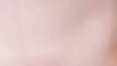 Titillating Desi girl makes boobies and smooth pussy known in sex show