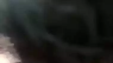 Hot girl gives a deep Indian blowjob in Assamese sex video