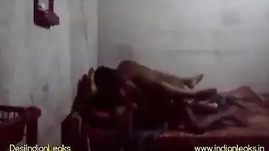 Desi Village Boy Fucking Cute Girlfriend And Recording Video