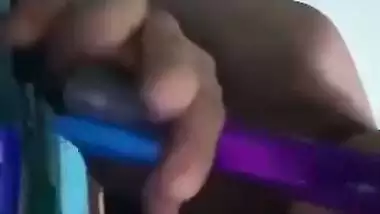 Hot MMS video of amateur Desi couple that has a XXX quickie close-up