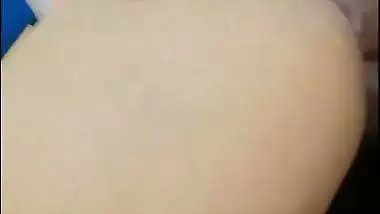 Desi sex videos of a guy fucking a milf and her daughter