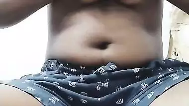 Indian Desi Bhabhi Video Call With Unknown Boy In Day Time Video Viral Mms 10