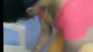 Aunty correcting her saree exposing her boobs and navel