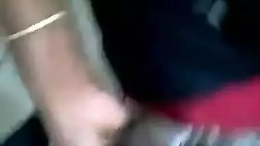 Desi maid jerking woner cock and he playing her boobs and nipple