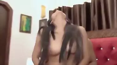 Bhabhi Has Sex With Pizza Boy While Her Parents Are Not Home