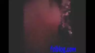 Indian porn videos – Desi girl boobs pressing by lover mms