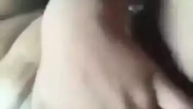 Big-tittied Bangladeshi wench fingers her XXX twat for Desi video