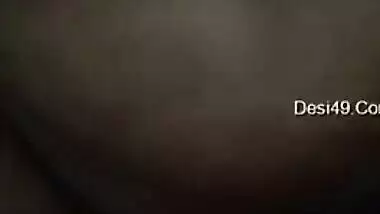 There are no sex toys still the Desi finds a way to satisfy pussy