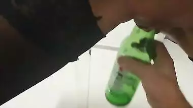 Pussy pong with all beer inside her vagone and Get orgasm
