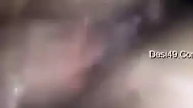 Camera is on so Indian girl willingly lays XXX tits open close-up