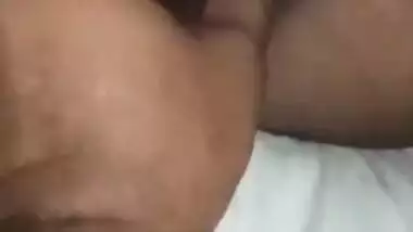 Sri Lankan Girl Enjoying While Her BF Squeezing Boobs and Analyzing Her Pussy