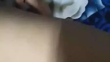 Guy tears lover’s tight pussy in an Indian hardcore sex