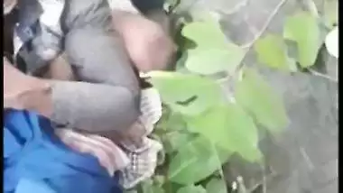 Desi mms - Slut wife getting caught cheating with older neighbour outdoor