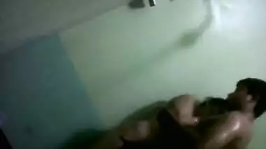 Desi massage went too far and Bhabhi went to the shower with XXX client