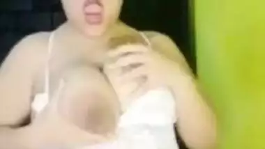 Sexy Wife Nude Expose (Updates)