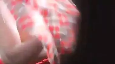 Mature aunty bathing caught by tenant guy viral MMS