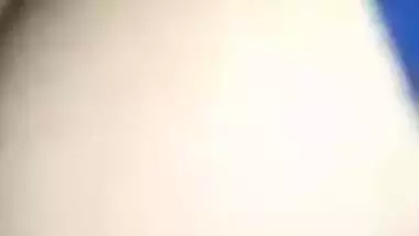 Man turns on camera to film XXX act with Bengali Desi girlfriend