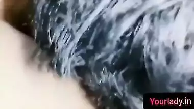 Li Ya In Bhabhi Ne Ko Ghar Bula Kar Chudai Ka Sukh