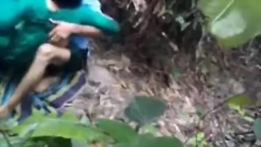 Shy teen mallu girl Shilpa goes topless for the first time