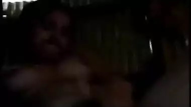MMS video of Desi villager who performs low-quality homemade XXX show